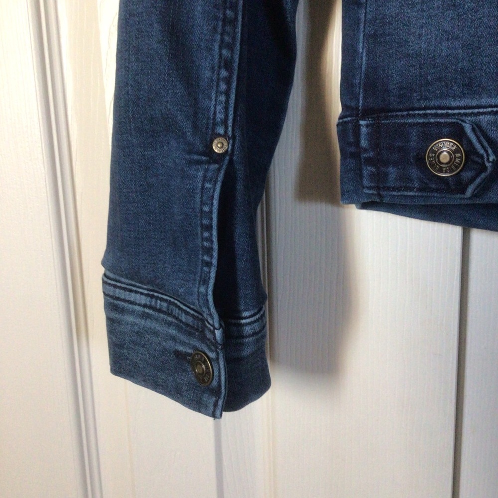 Denim jacket - Picture 4 of 9